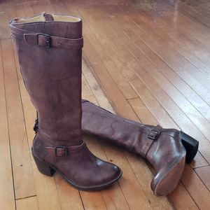 FRYE Women's 77386 CARMEN Cognac  Tall Leather Antique Wash Heeled Boots 5.5
